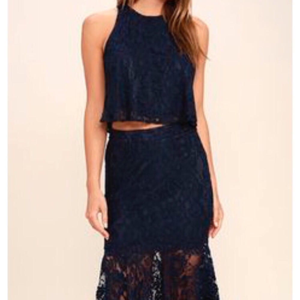 Lulus 2 piece Navy lace tank & skirt